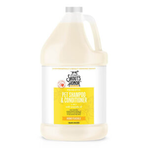 Skouts Honor Dog Shampoo Conditioner Honeysuckle 1 Gallon